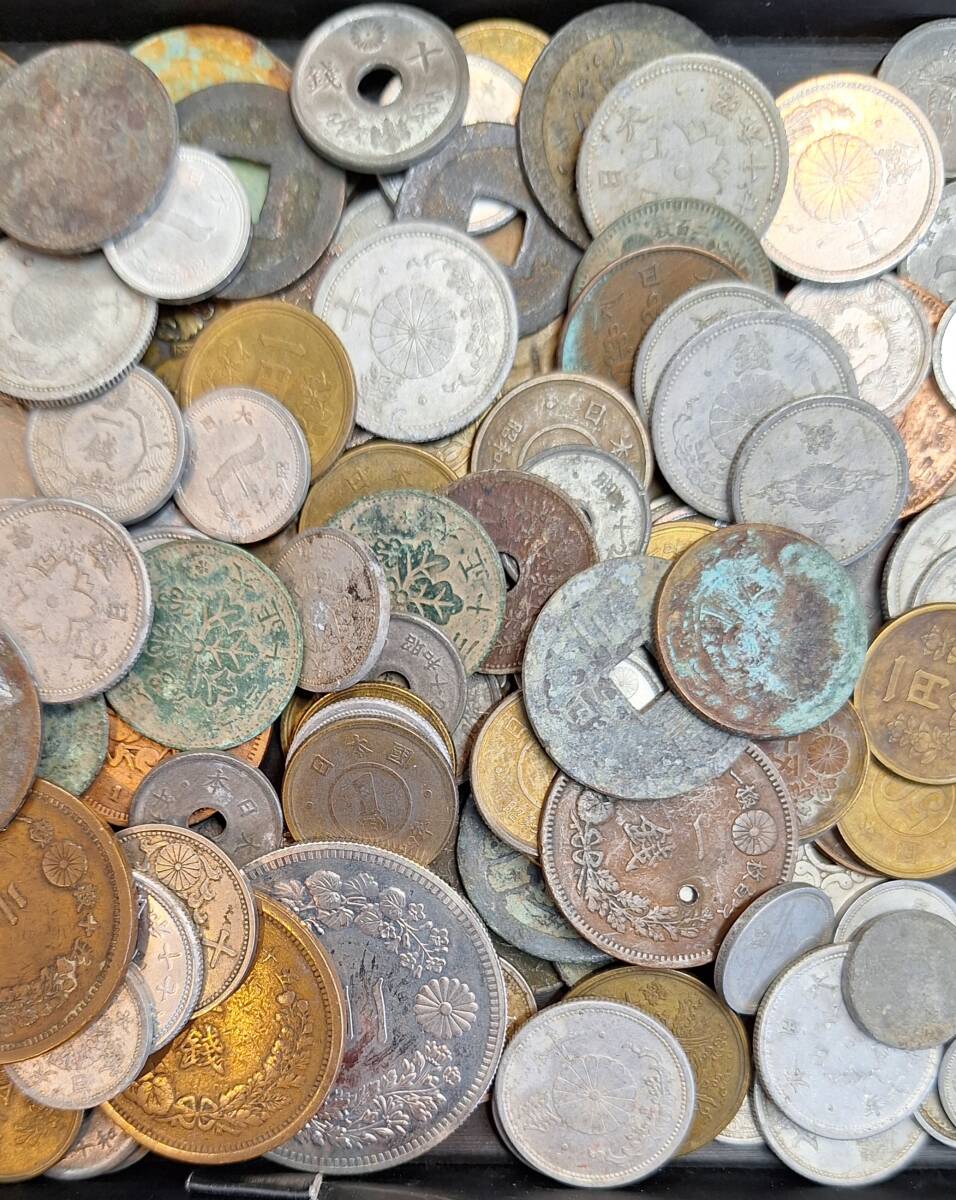 日本古銭 まとめて 約760g 旧貨幣 白銅貨 黄銅貨 青銅貨 穴銭 雑銭 硬貨 その他 コイン 未選別の画像4