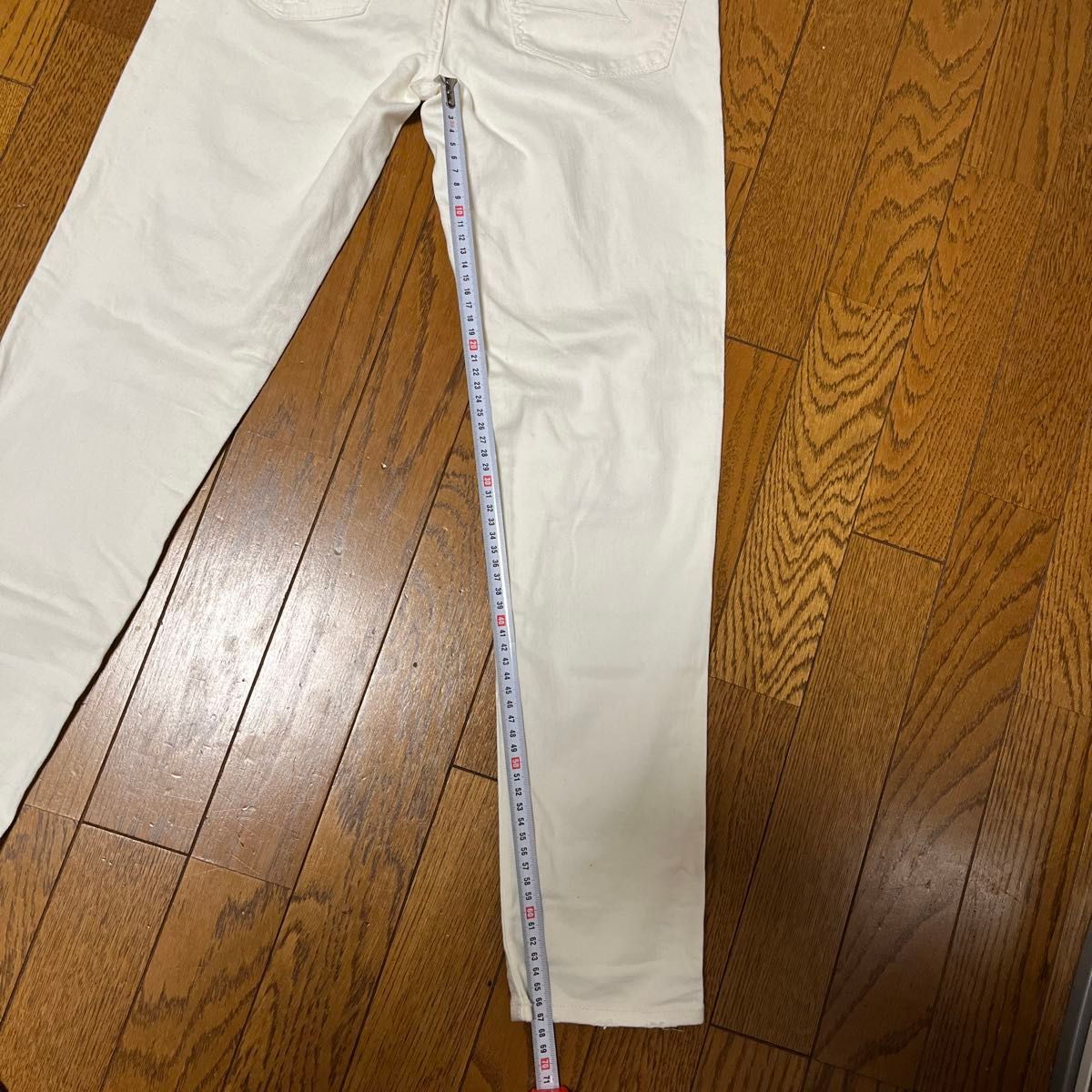 ダメージジーンズ ストレッチ スキニー パンツ ホワイトキッズ用ですが小型な人なら着れそうです。画像でサイズご確認下さい