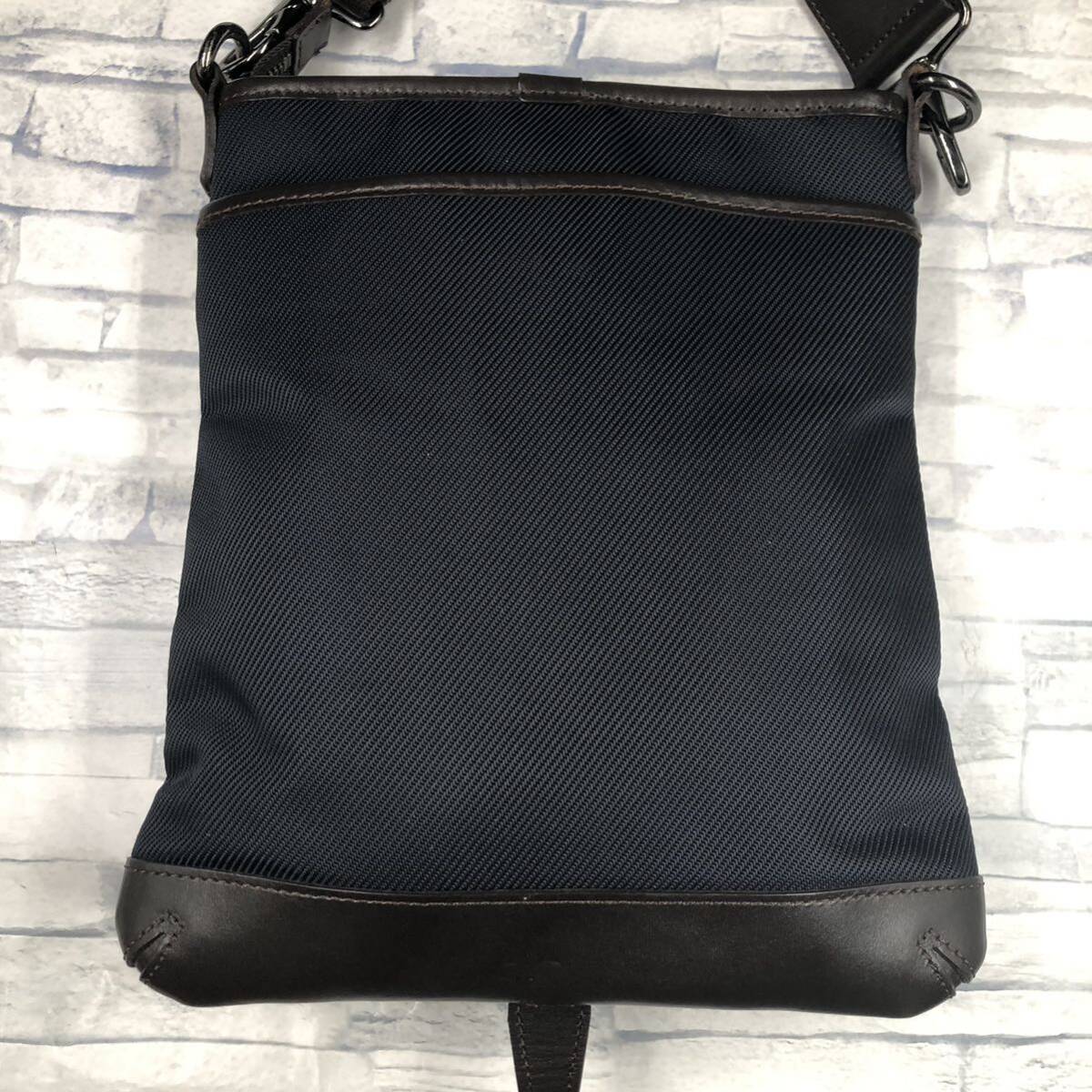 [ beautiful goods ]BURBERRY Burberry Black Label men's shoulder bag sakoshu diagonal ..noba check leather nylon navy navy blue 