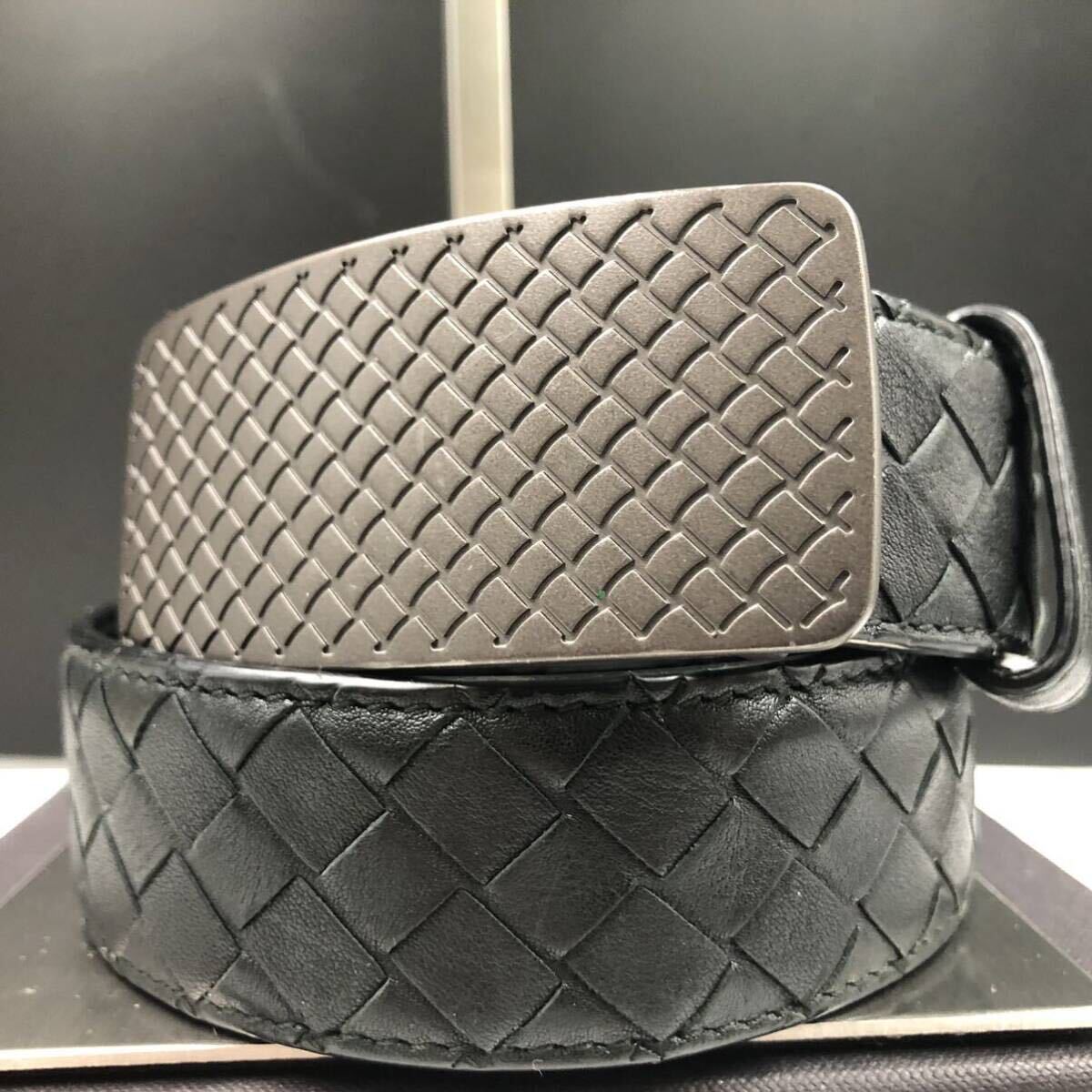 【極美品】Bottega Veneta ボッテガヴェネタ ベルト イントレチャート 編み込み レザー 本革 ブラック 黒 通勤 ビジネス メンズ 100サイズ_画像1