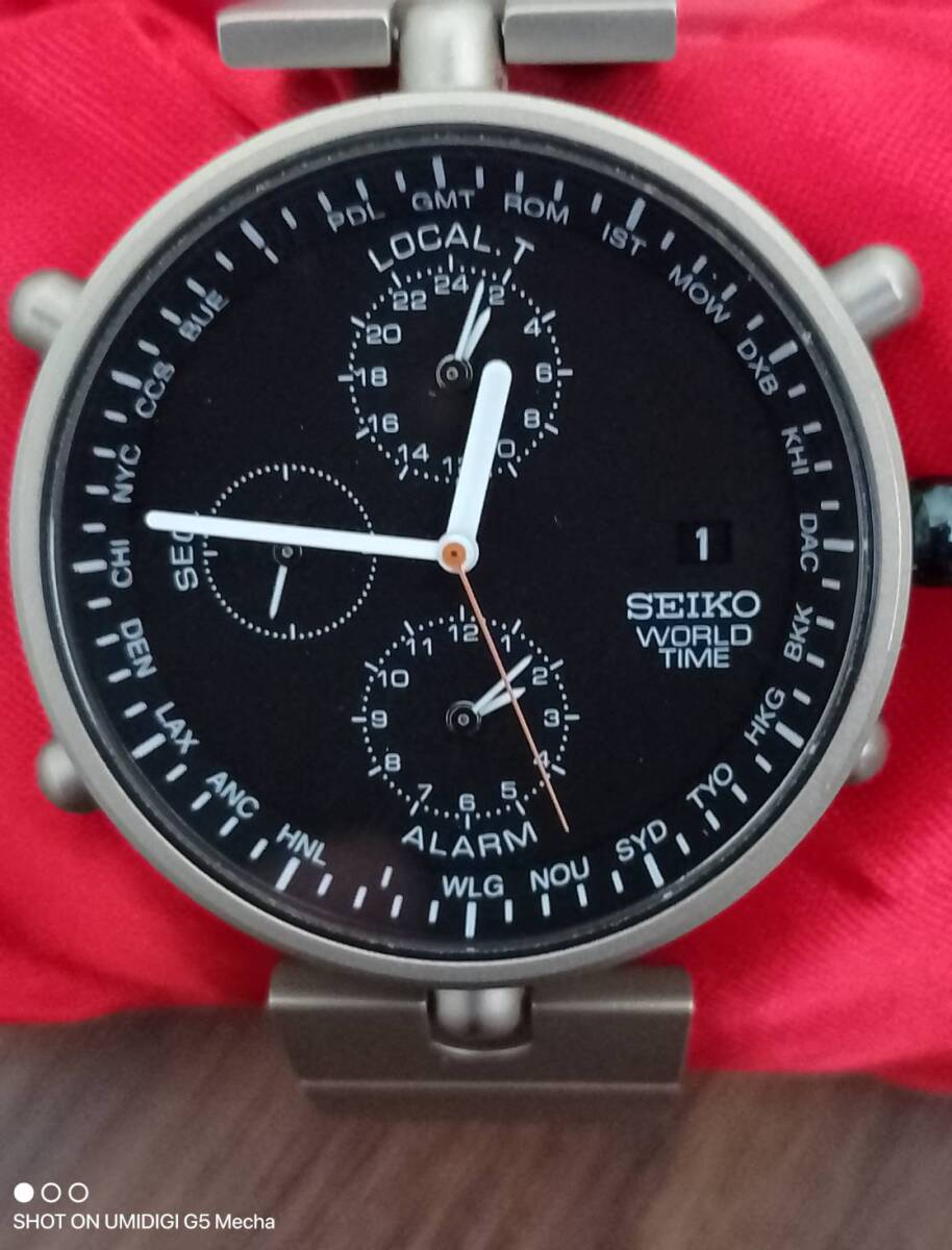 GD59 【1円から】 SEIKO セイコー MITSUBISHI 130th 3000本限定 5T52-0010 ブループラネット チタン ワールドタイム クォーツ 腕時計の画像2
