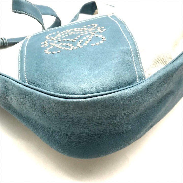 1円 美品 LOEWE ロエベ アナグラム スタッズ キャンバス レザー ワンショルダー ホワイト ブルー a3268の画像4