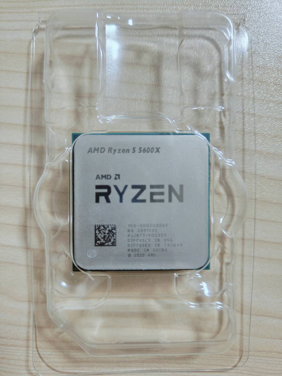 中古 AMD Ryzen 5 5600X with Wraith Stealth cooler 3.7GHz 6コア / 12スレッド 35MB 65W Socket AM4の画像1