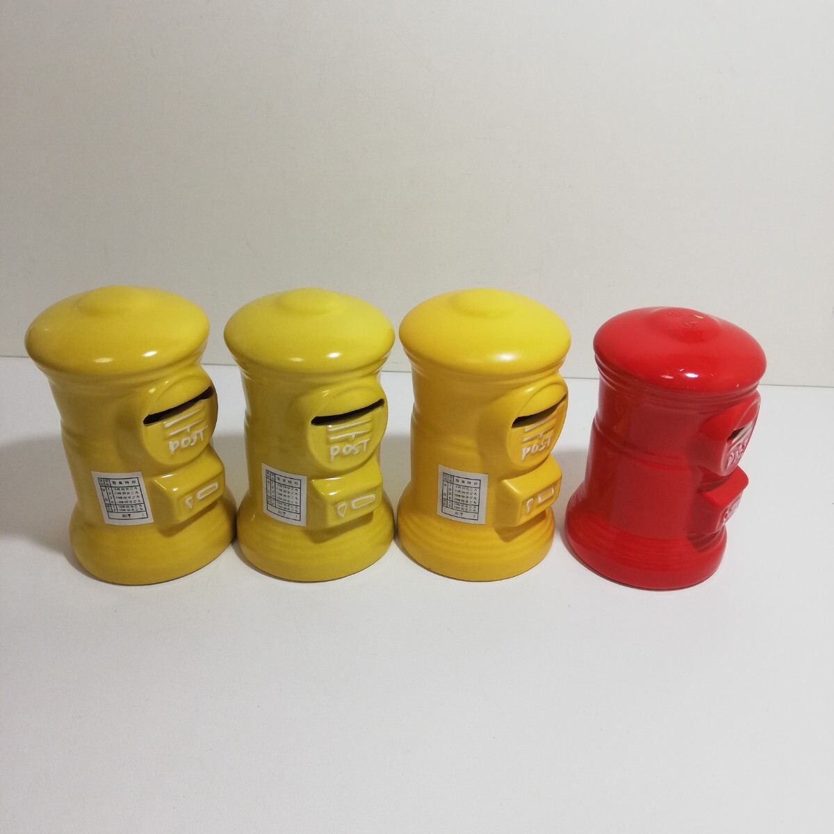  mail post savings box height 11.3cm yellow color 2. yellow color 1 red 1 4 point set unused goods [ ceramics made post office post type ornament Novelty not for sale ]