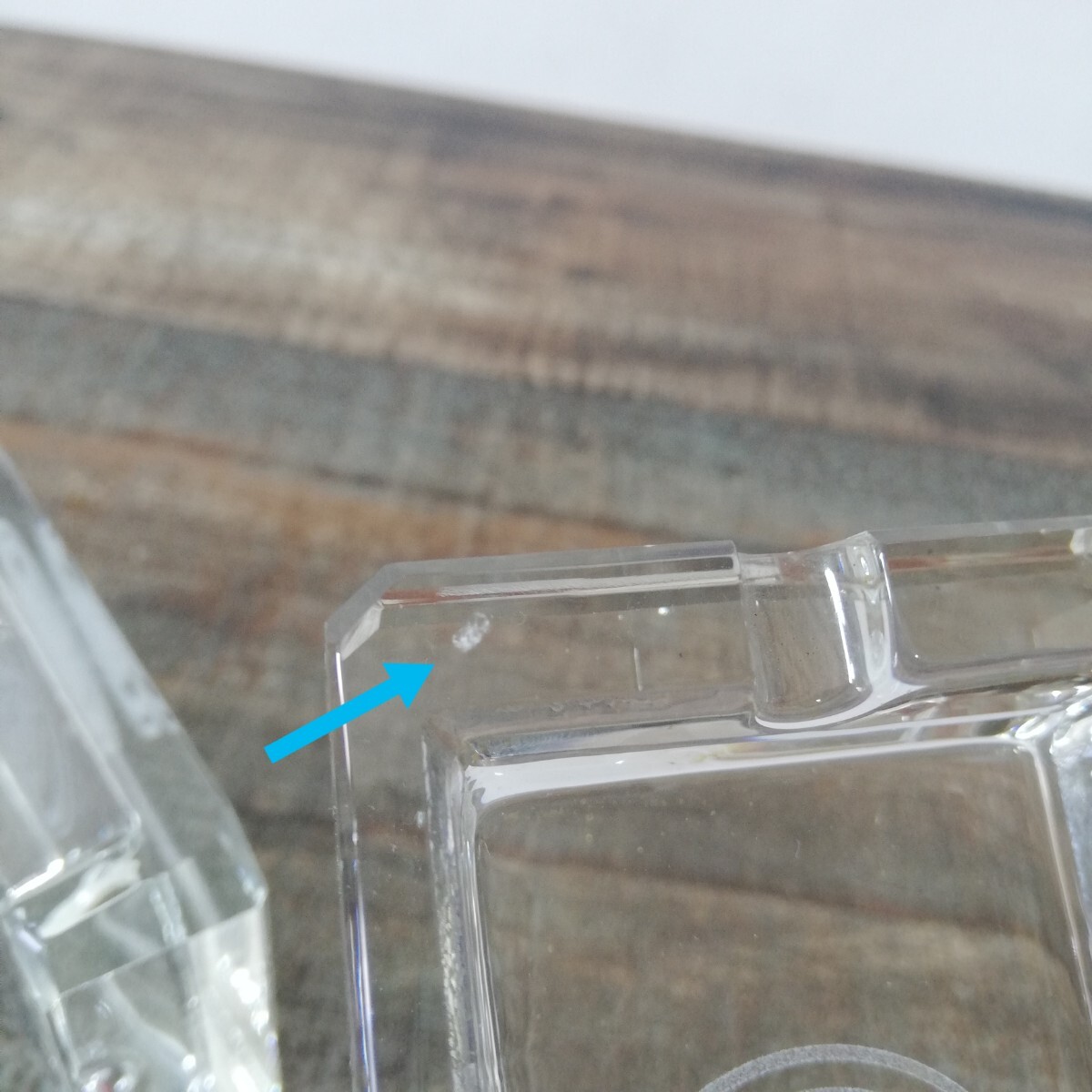 LUCKY STRIKE ラッキーストライク レーザー彫刻 ロゴ ガラス製 灰皿 ミニサイズ 9cm×5.5cm 2個セット 未使用品 [ノベルティ タバコグッズ]の画像6