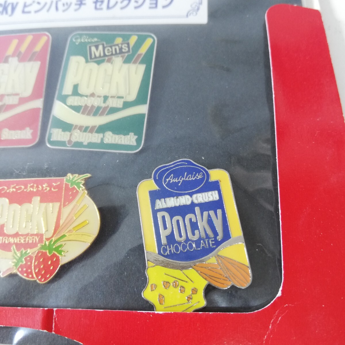 希少 グリコ Pocky ポッキー ピンバッチ セレクション 5点組 [菓子ラベル ピンバッジ ノベルティ つぶつぶいちご アーモンドクラッシュ]_画像5