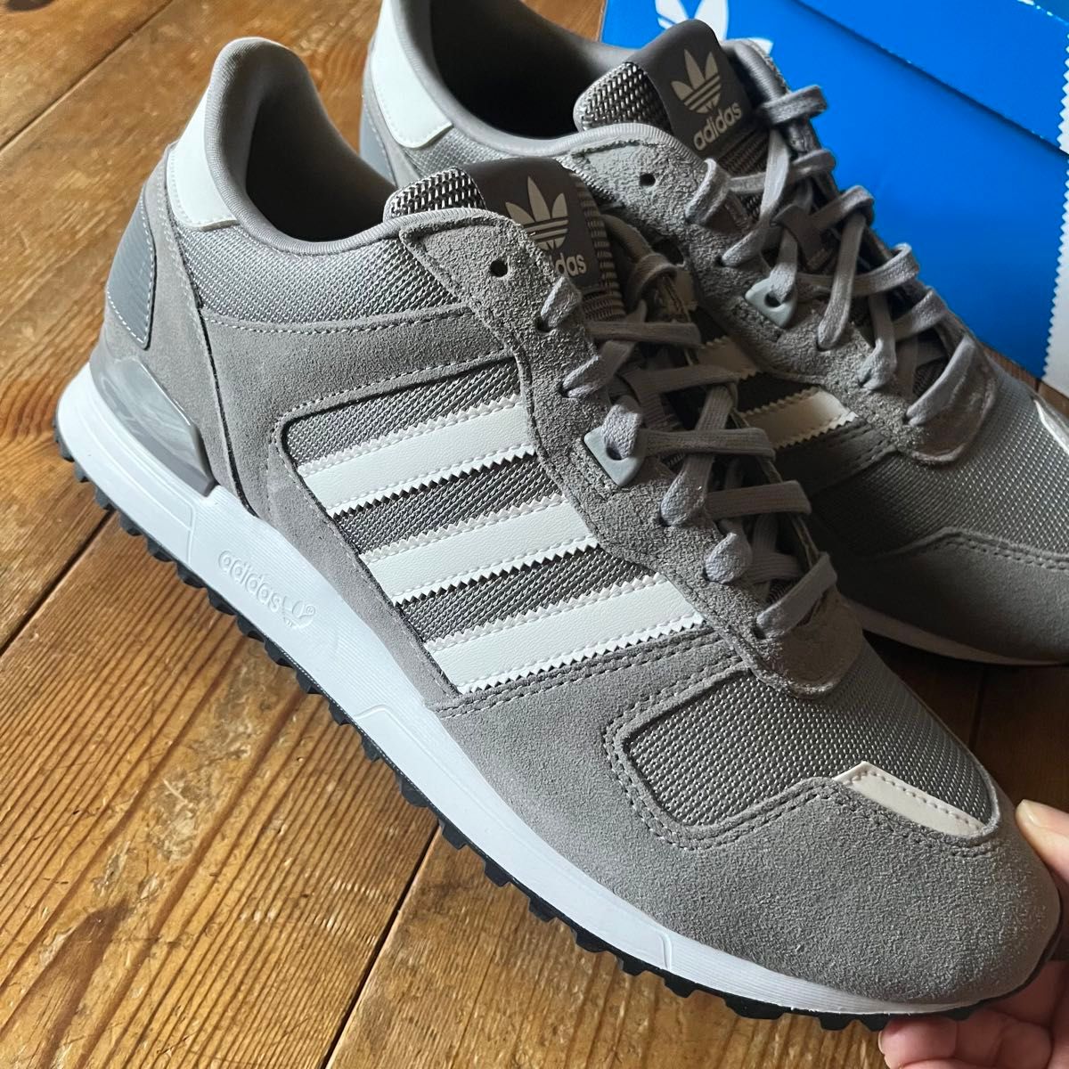 adidas ZX700 グレー 28 5cm ZX レトロランニング|Yahoo!フリマ adidas ZX700 グレー 28 5cm ZX レトロランニング|Yahoo!フリマ