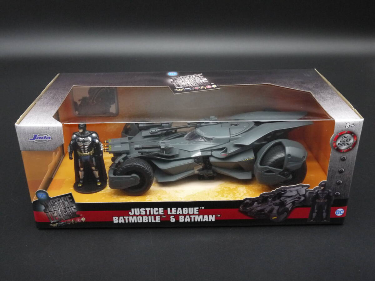 1:24 Jada Toys バットマン ジャスティスリーグ Batman & Batmobile フィギュア Justice League_画像4
