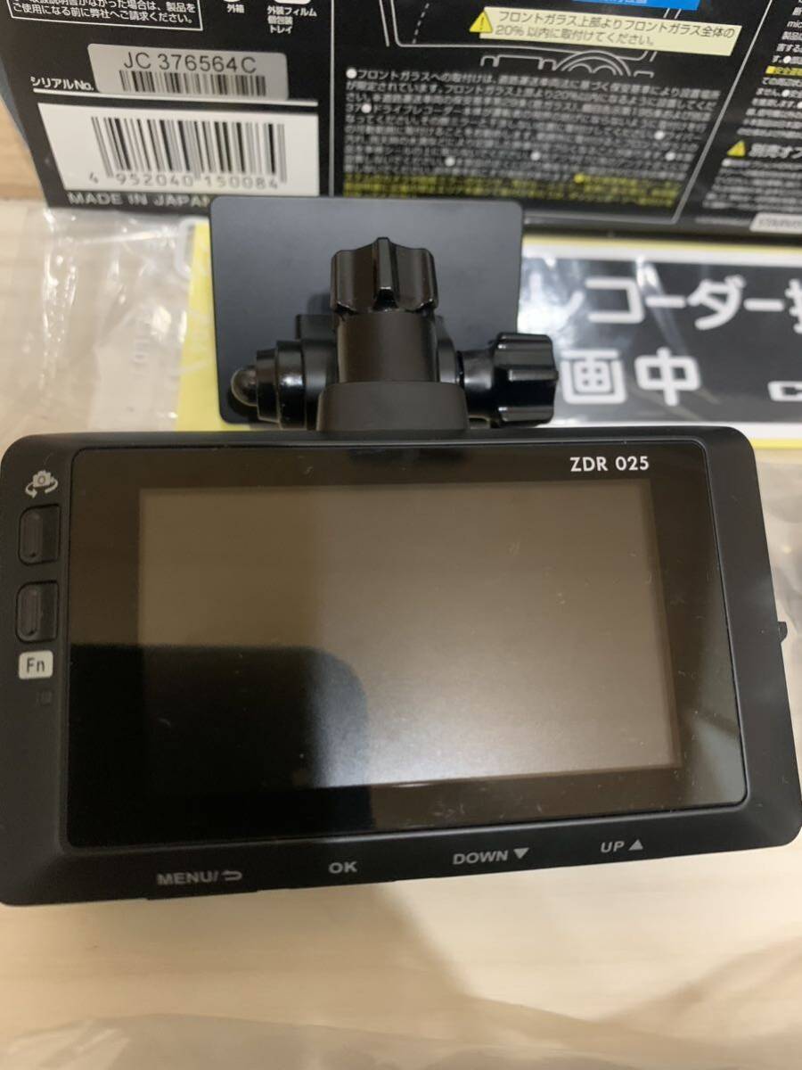 コムテックリヤカメラ新品 前後2カメラドライブレコーダー ZDR025 駐車監視コードHDROP-14付 フルHD/GPS/WDR/Gセンサー/32GB SD付 の画像3