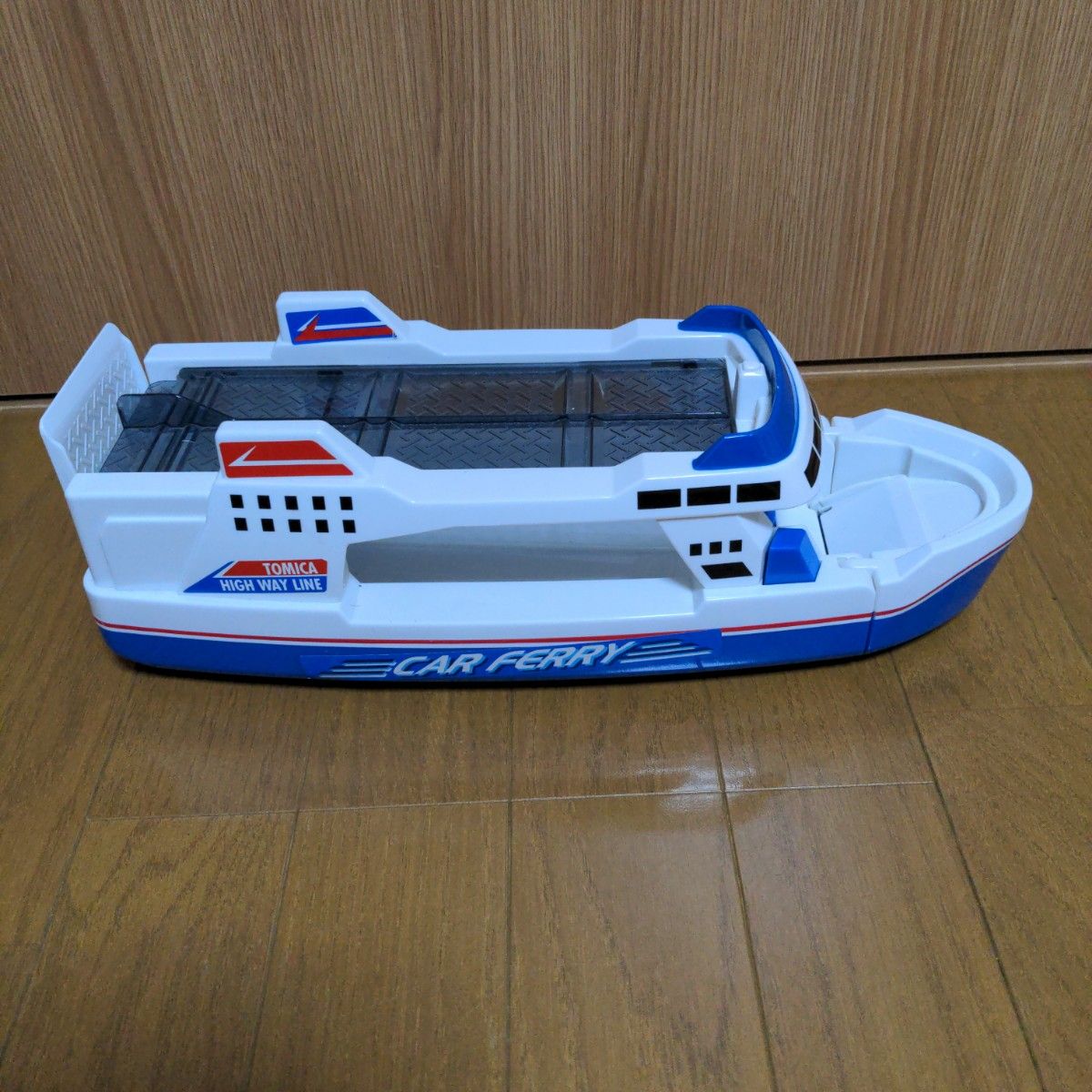 タカラトミー(TAKARA TOMY) たくさんはこぼう!トミカフェリー 37 x 14 x 12 cm 300 3歳以上