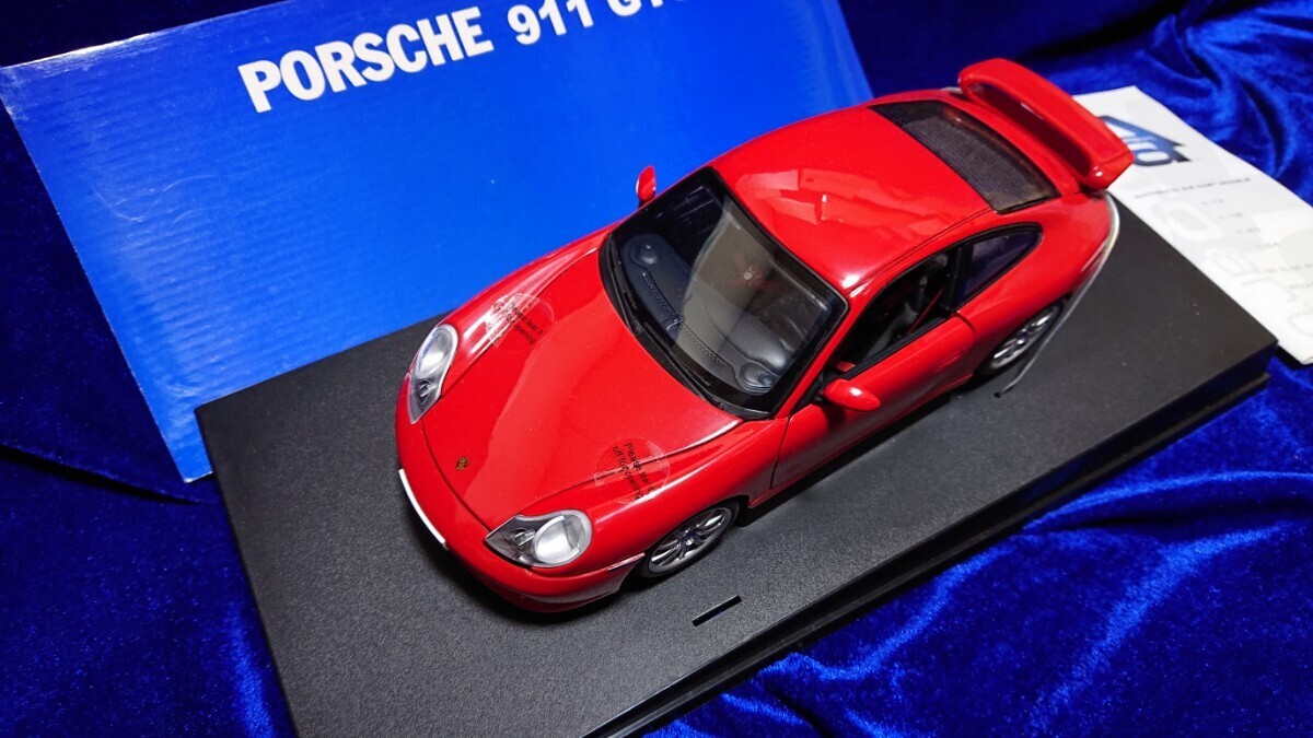 1/18 Porsche 911 GT3 STREET GUARDS RED Early 77811 Autoart オートアート ポルシェ 996 前期 ガーズレッドの画像3