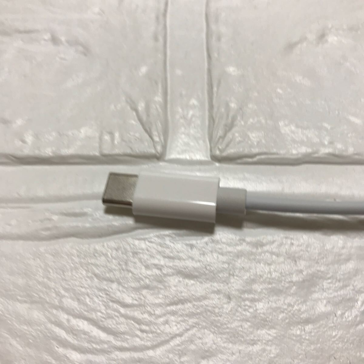 iPhone イヤホン 変換アダプタ Lightning Apple ケーブル cable イヤホンジャックの画像3