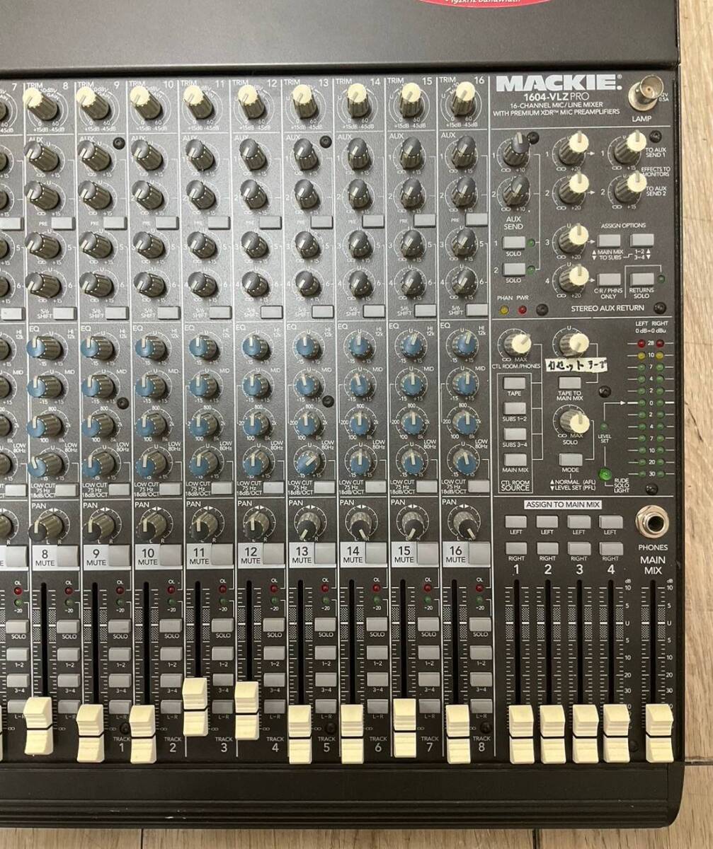 * audio equipment *MACKIE Mackie 1604-VLZ 16 channel 16ch analog mixer electrification verification settled 