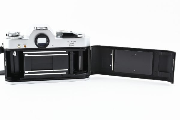 【実用外観美品】Nikon ニコン NIKOMAT EL シルバー ボディ フィルム一眼カメラ #640-4の画像5