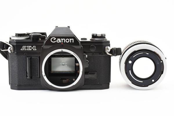 【実用外観美品】Canon キャノン AE-1 黒 ブラック フィルム一眼カメラ / FD 50mm 1:1.4 S.S.C MFレンズ #666-1_画像9