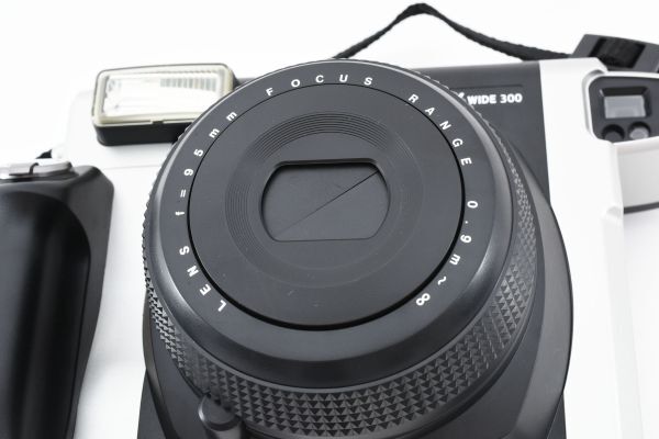 【極上品】Fujifilm 富士フィルム INSTAX WIDE 300 インスタントカメラ 黒 ブラック #657の画像9
