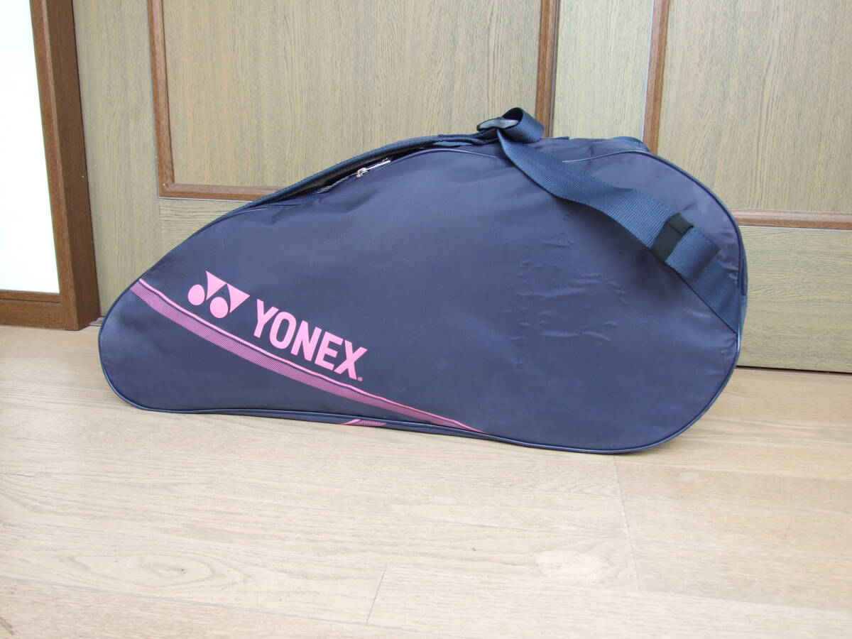 **YONEX Yonex racket bag 6 present condition delivery **