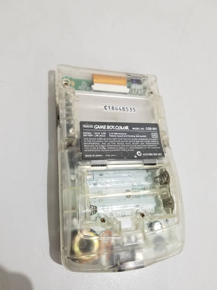 ■【57828】中古激安骨董★GAME　BOY　COLOR　CGB-001　ゲームボーイカラー　スケルトンモデル　電池フタ欠品■_画像4