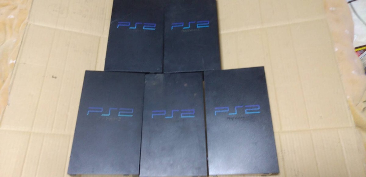 ソニー PS2 プレイステーション2 5台まとめ売り。動作未確認ゴミジャンク品_画像1