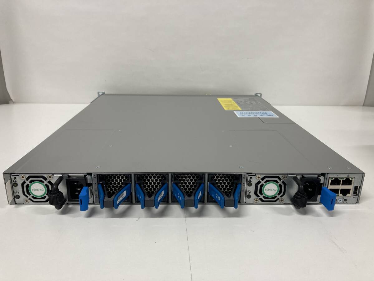 (残り１台）型番：N9K-C93180YC-FX、Cisco Nexus 93180YC-FX 1/10/25 Gbps ファイバ ポート x 48、40/100 Gbps QSFP28 ポート x 6の画像3