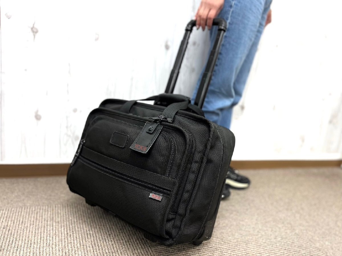 極美品 TUMI トゥミ キャリーバッグ ビジネスバッグ バッグ ナイロン×レザー 黒 A4収納可 2WAY メンズ 69812の画像1