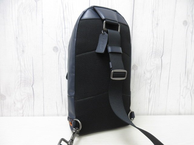 極美品 COACH コーチ ボディバッグ ショルダーバッグ バッグ レザー 紺×オレンジ メンズ 70267Y_画像3