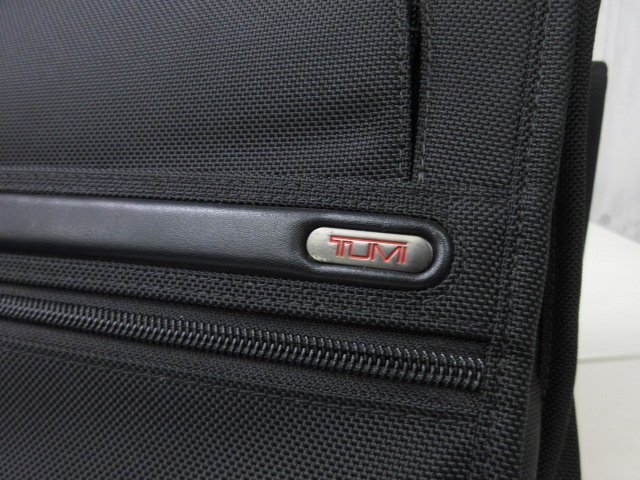 極美品 新品同様 TUMI トゥミ ガーメントバッグ ハンドバッグ バッグ ナイロン×レザー 黒 A4収納可 メンズ 70282の画像10