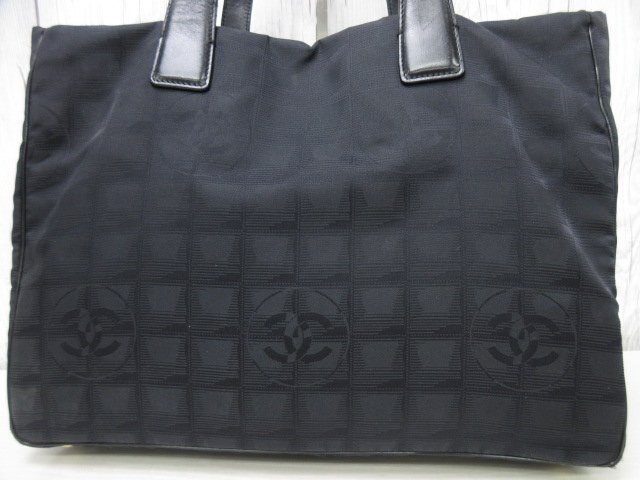 極美品 CHANEL シャネル ニュートラベルライン トートバッグ ハンドバッグ バッグ ナイロン×レザー 黒 A4収納可 70825の画像10