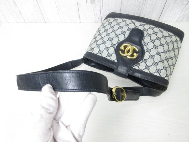 極美品 GUCCI グッチ オールドグッチ GGスプリーム ショルダーバッグ バッグ レザー 紺 70895