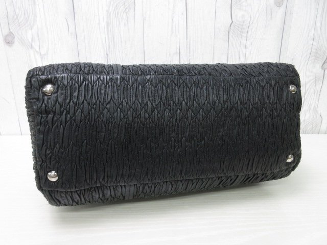  ultimate beautiful goods miumiu MiuMiu ma tera se tote bag shoulder bag bag chain shoulder leather black A4 storage possible 71175