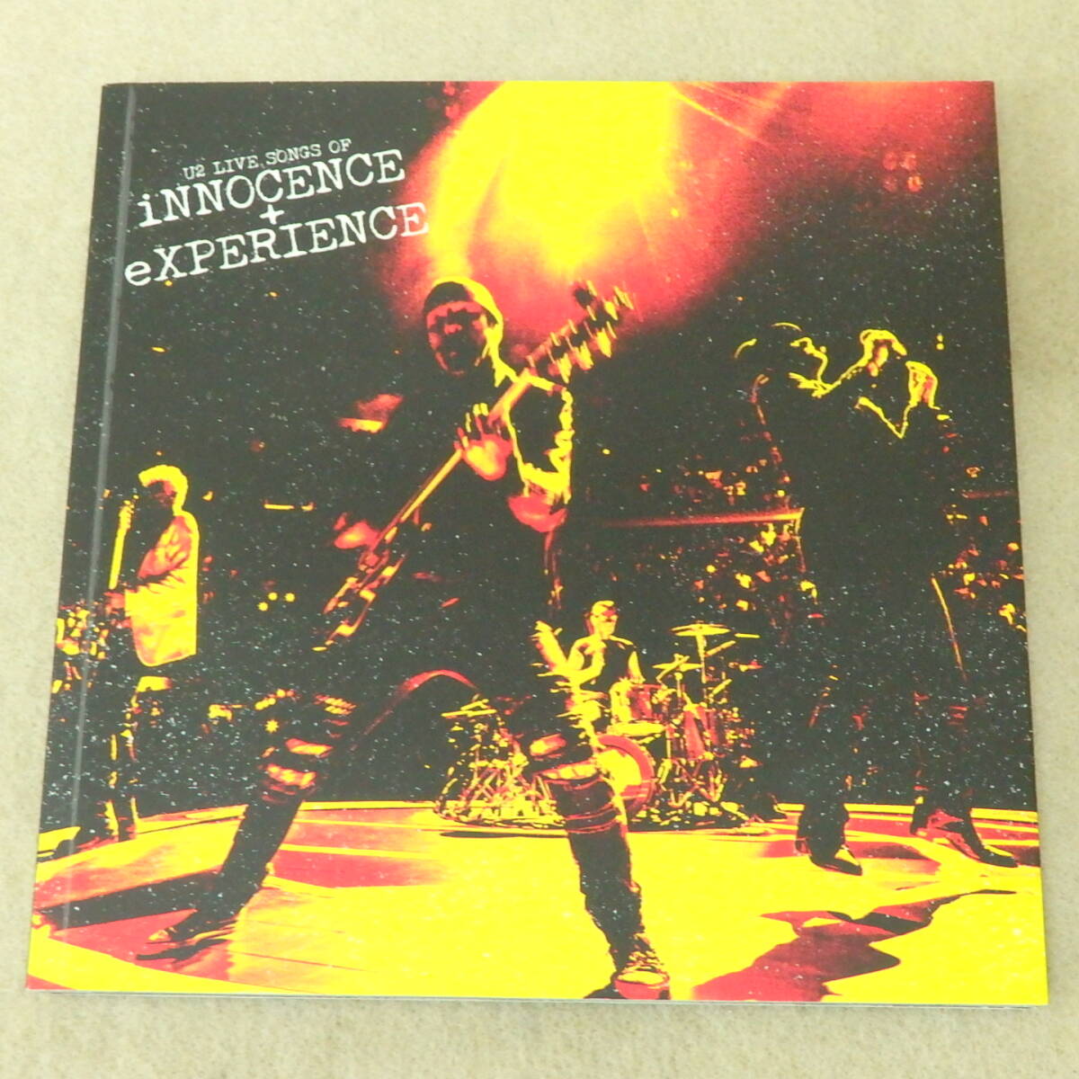 ★非売品CD / U2 LIVE SONGS OF INNOCENCE + EXPERIENCE ファンクラブ限定 大型紙ジャケCD レア盤 2CDの画像1