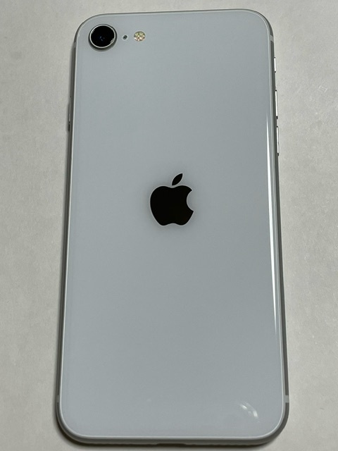 【2433】iPhone SE2（第2世代）64GB 美品 バッテリー最大容量100％ SIMロック解除済み 国内版SIMフリー 白 white ホワイト 残債無しの画像5