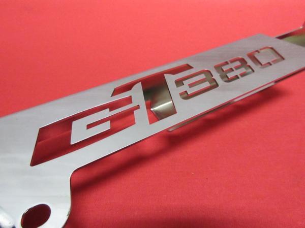 ● 即決 GT380 ロゴ入 メッキチェーンカバー 新品 チェーンカバー チェーンケース サンパチ_画像2