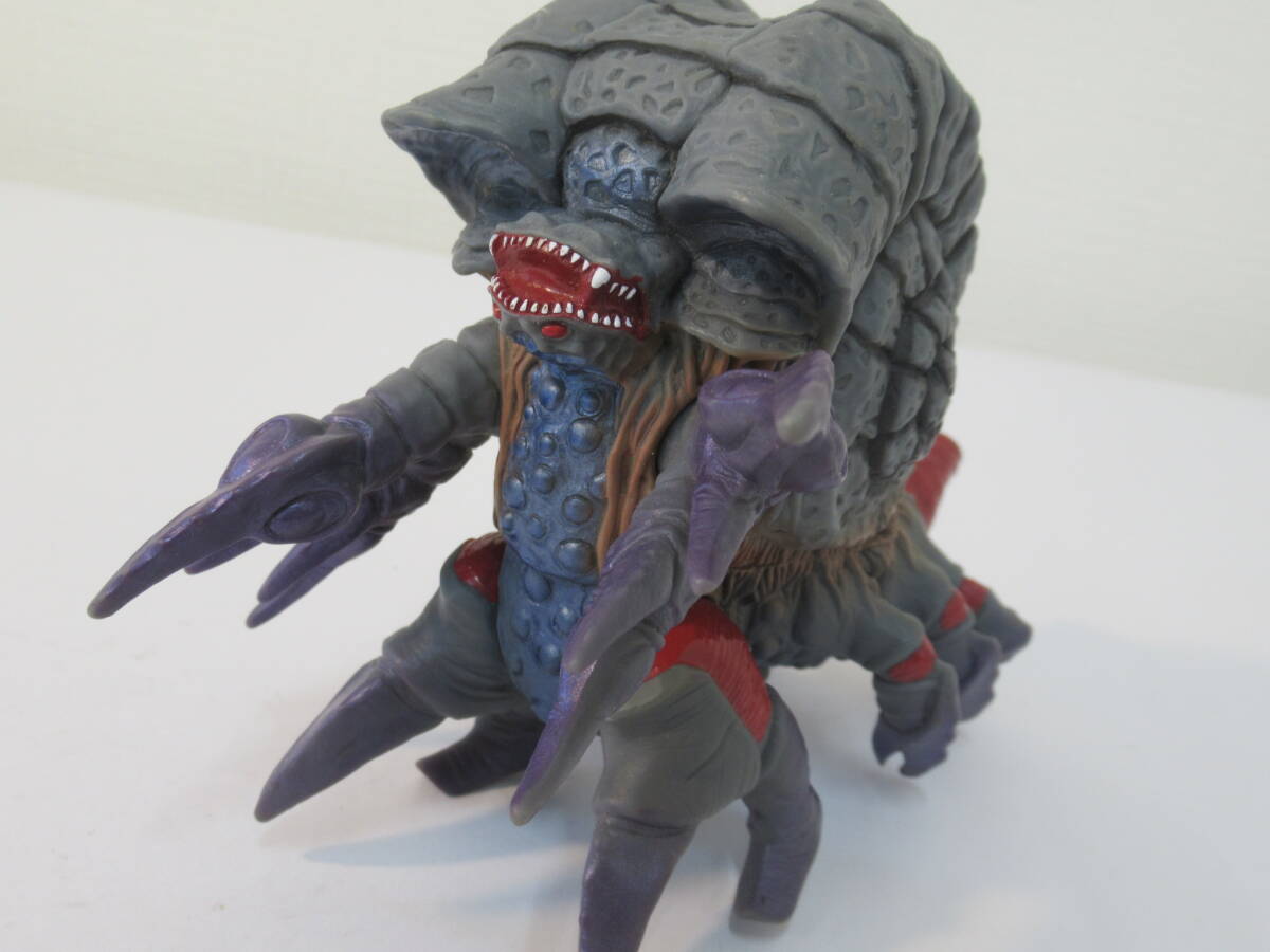 A46●BANDAI ウルトラ怪獣シリーズ ソフビ 8体 キングゲスラ / モンスアーガー / ディノゾール / イフ / 超C.O.V など バンダイ 円谷プロ_画像5