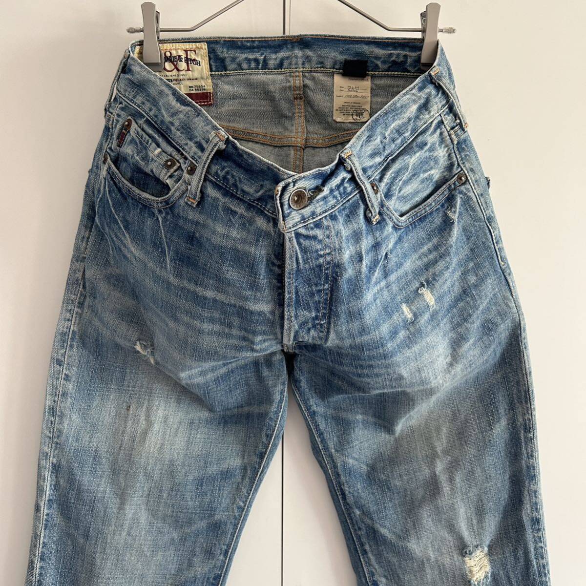 Abercrombie&Fitch アバクロンビーアンドフィッチ REMSEN ストレート デニムパンツ ジーンズ w32 ローライズ ダメージ加工 インディゴの画像1