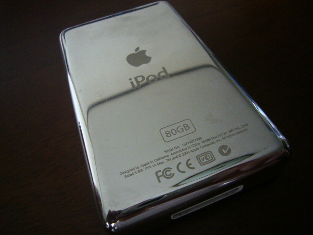 iPod 5.5世代 80GBタイプ（MA450J） 訳アリ 【JUNK】の画像3