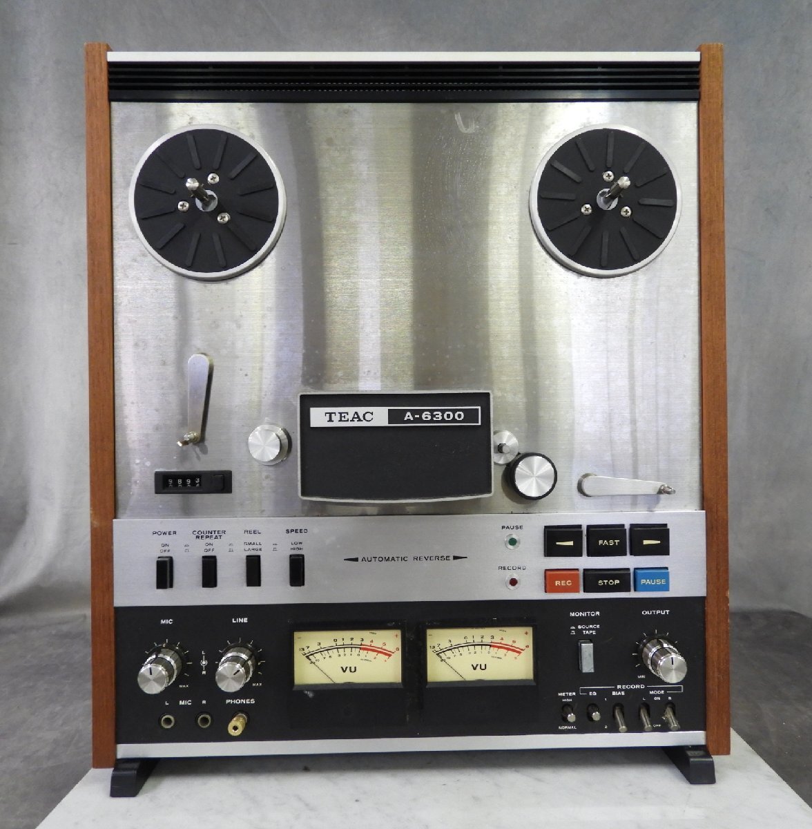 ☆ TEAC ティアック A-6300 オープンリールデッキ ☆現状品☆_画像2