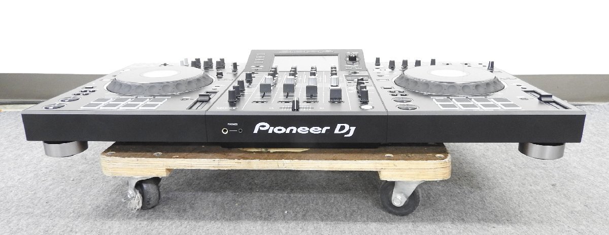 ☆ 【美品】Pioneer DJ パイオニア XDJ-XZ オールインワン DJシステム 2023年製 箱付き ☆中古☆の画像3