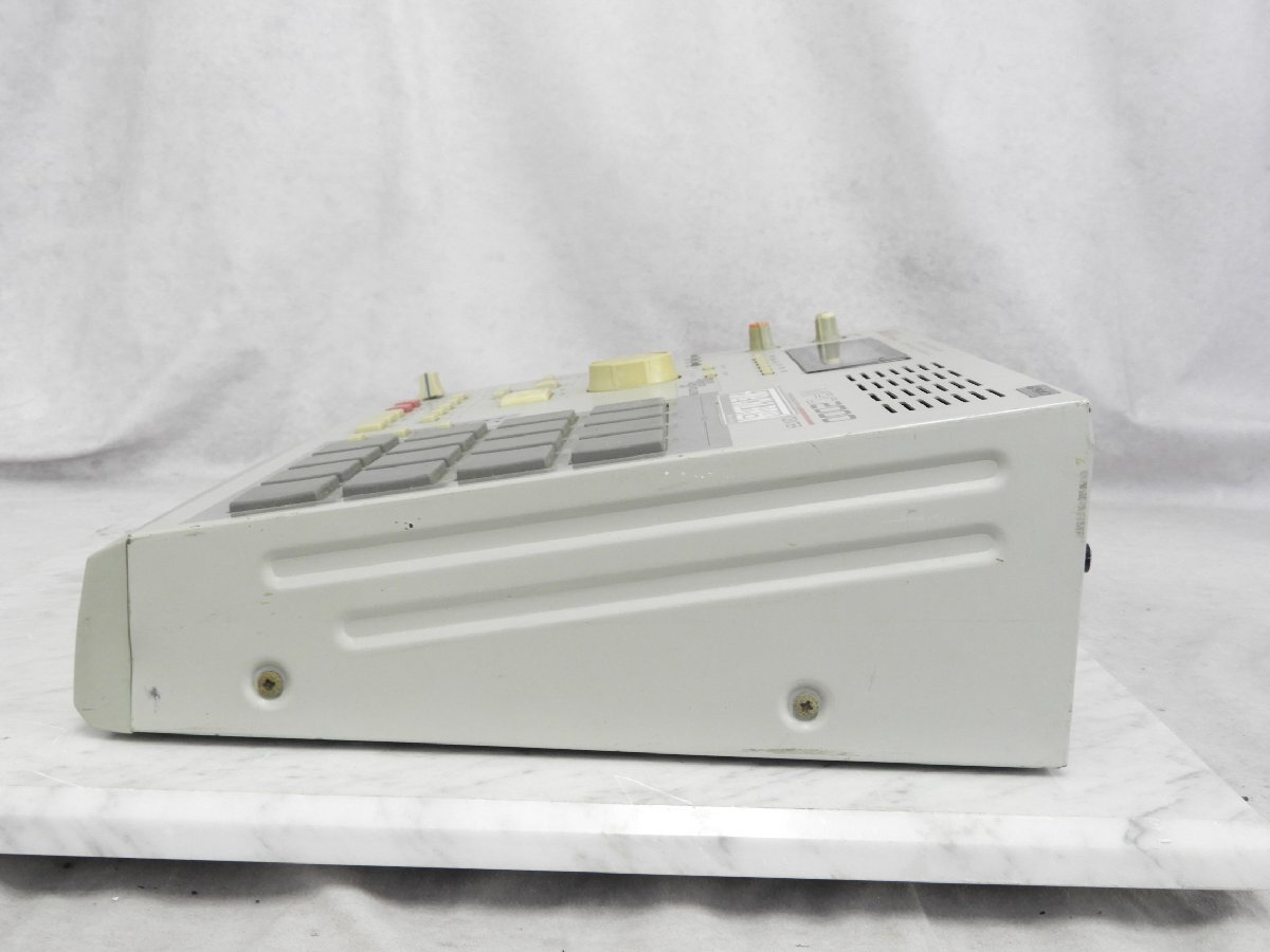 ☆ AKAI アカイ MPC2000 サンプラー ☆ジャンク☆_画像7