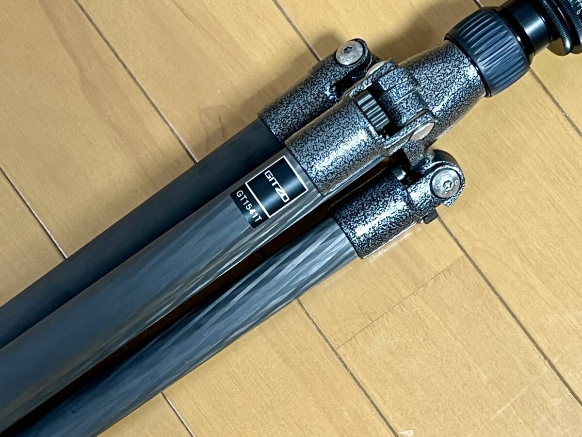 GITZO ジッツオ カーボン トラベラー 三脚 4段 GT1541T GITZO雲台 KIRKクランプ付き【未使用 極美品】_画像6