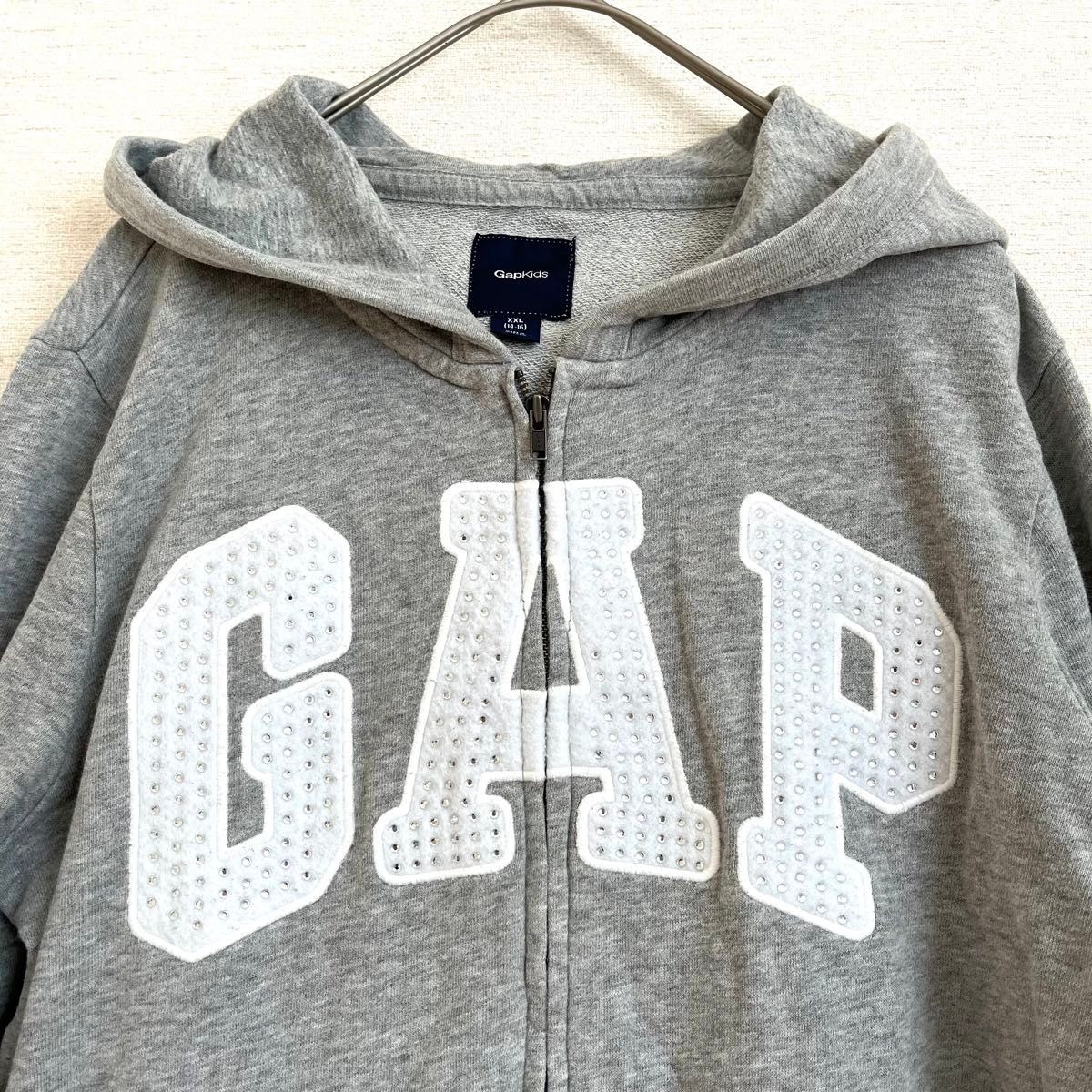 GAP キッズXXL（14-16) パーカー　グレー ロゴパーカー キラキラ付き　小学生　中学生