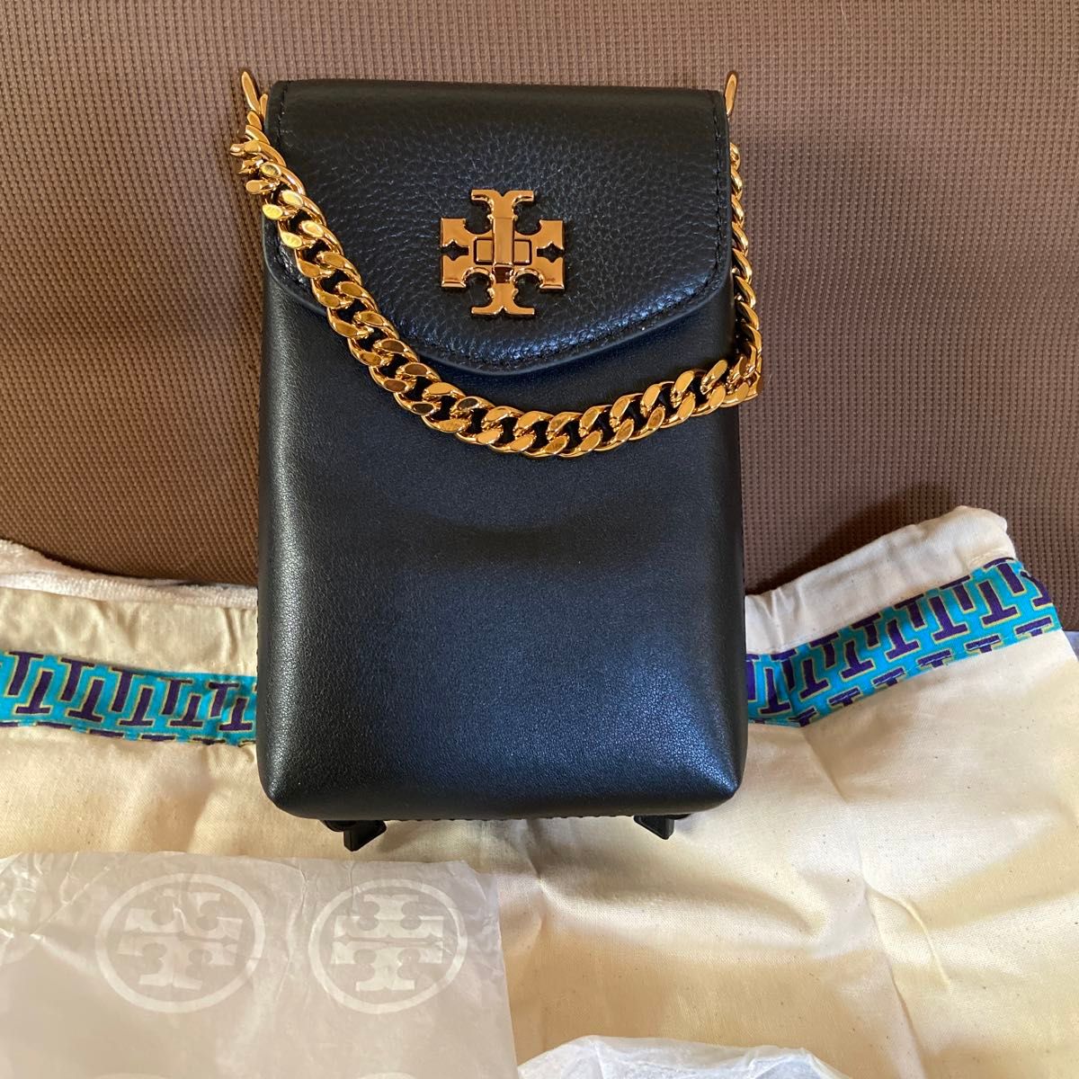 【未使用】tory Burch トリーバーチスマホショルダーバッグ