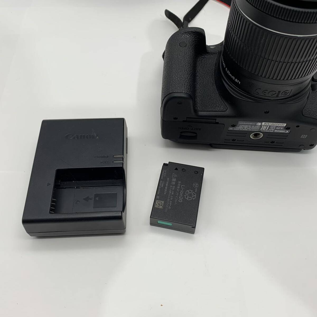 ◯【売り切り】Canon（キャノン）デジタル一眼レフカメラ EOS Kiss X8i CANON ZOOM LENS EF-S 18-55mm 1:3.5-5.6 IS STM_画像5