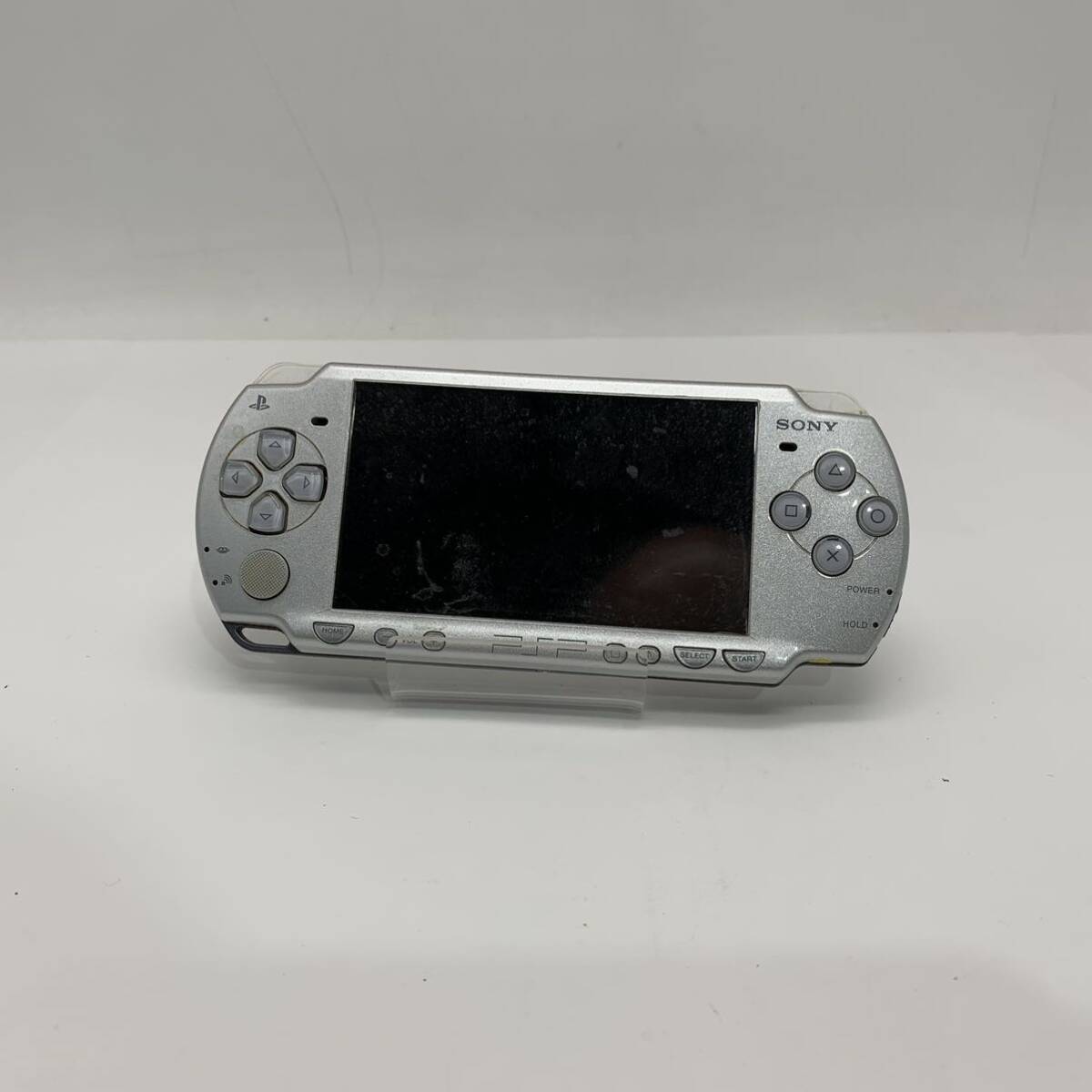 ◯【売り切り】SONY（ソニー）PlayStation Portable プレイステーションポータブル PSP-2000の画像1