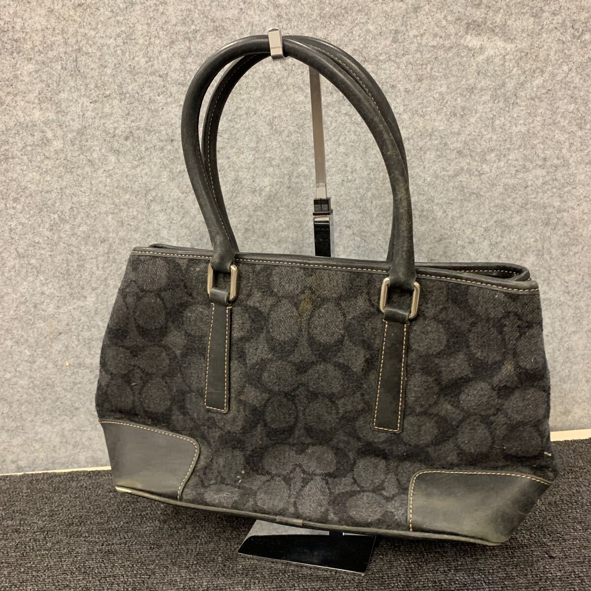 ◯【売り切り】COACH コーチ トートバッグ フェルト シグネチャー 黒 レザー_画像2