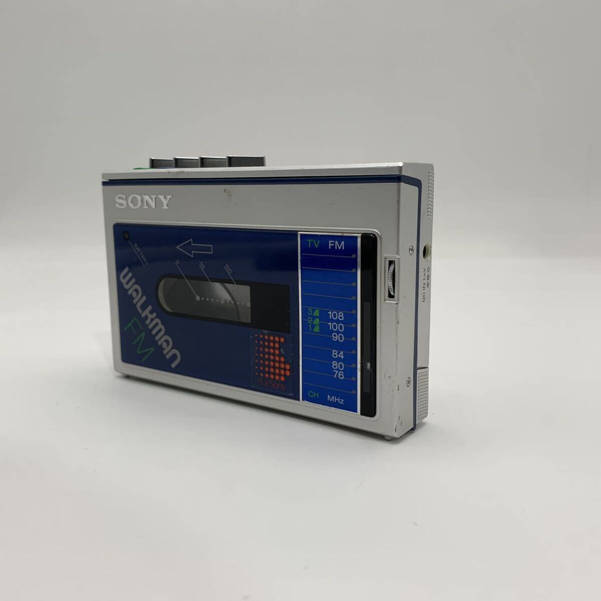 ◎【売り切り】SONY（ソニー）FMステレオ カセットプレイヤー WALKMAN WM-F20の画像2