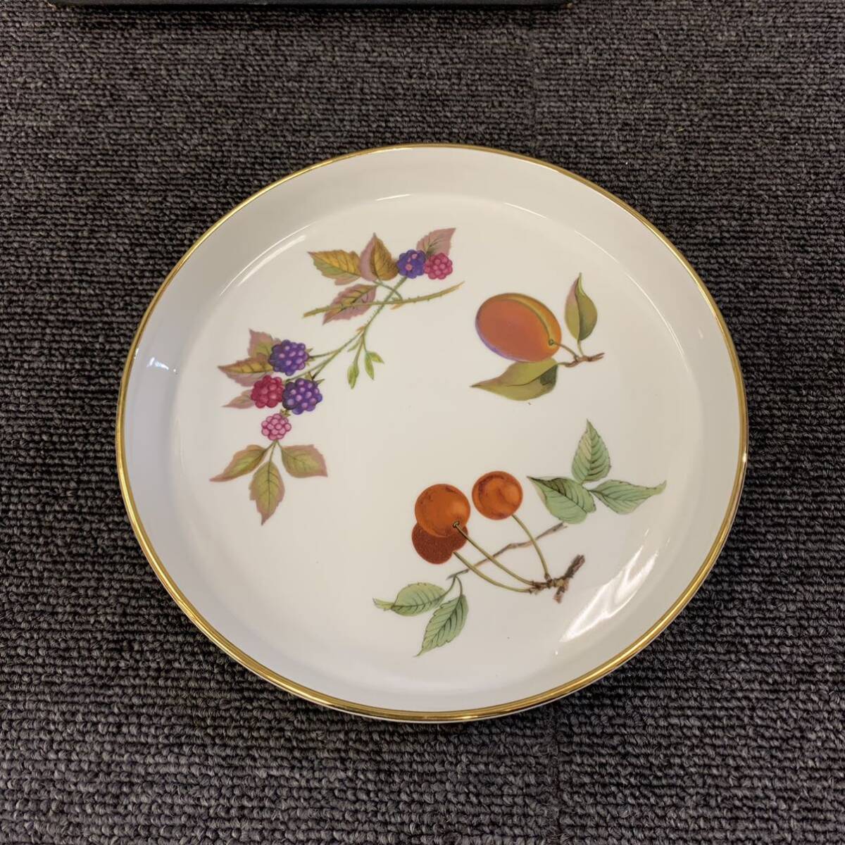 △【売り切り】ROYAL WORCESTER（ロイヤル・ウースター）Evesham グラタン皿 パイ皿 18cmの画像3