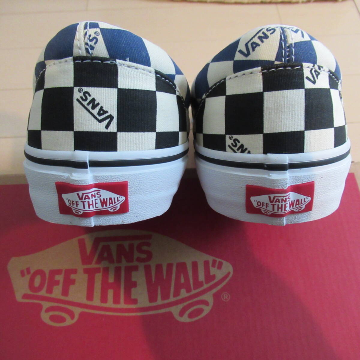 ★即決送込★新品 USA限定 US 9.5 27.5cm VANS チェッカー ERA ヴァンズ バンズ エラ スリッポン デッキシューズ 市松模様 skate surf_画像4