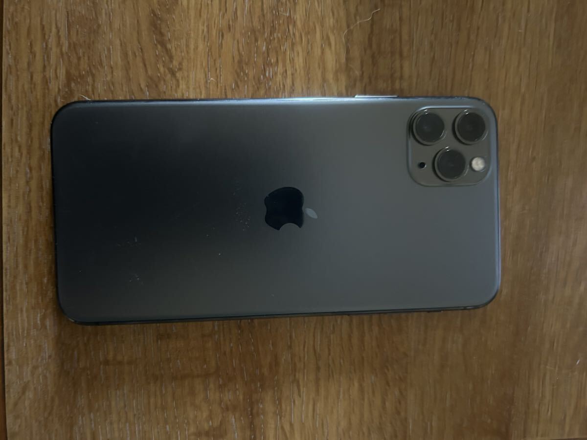 個人出品 iPhone11Pro maxスペースグレー SIMフリー の画像2