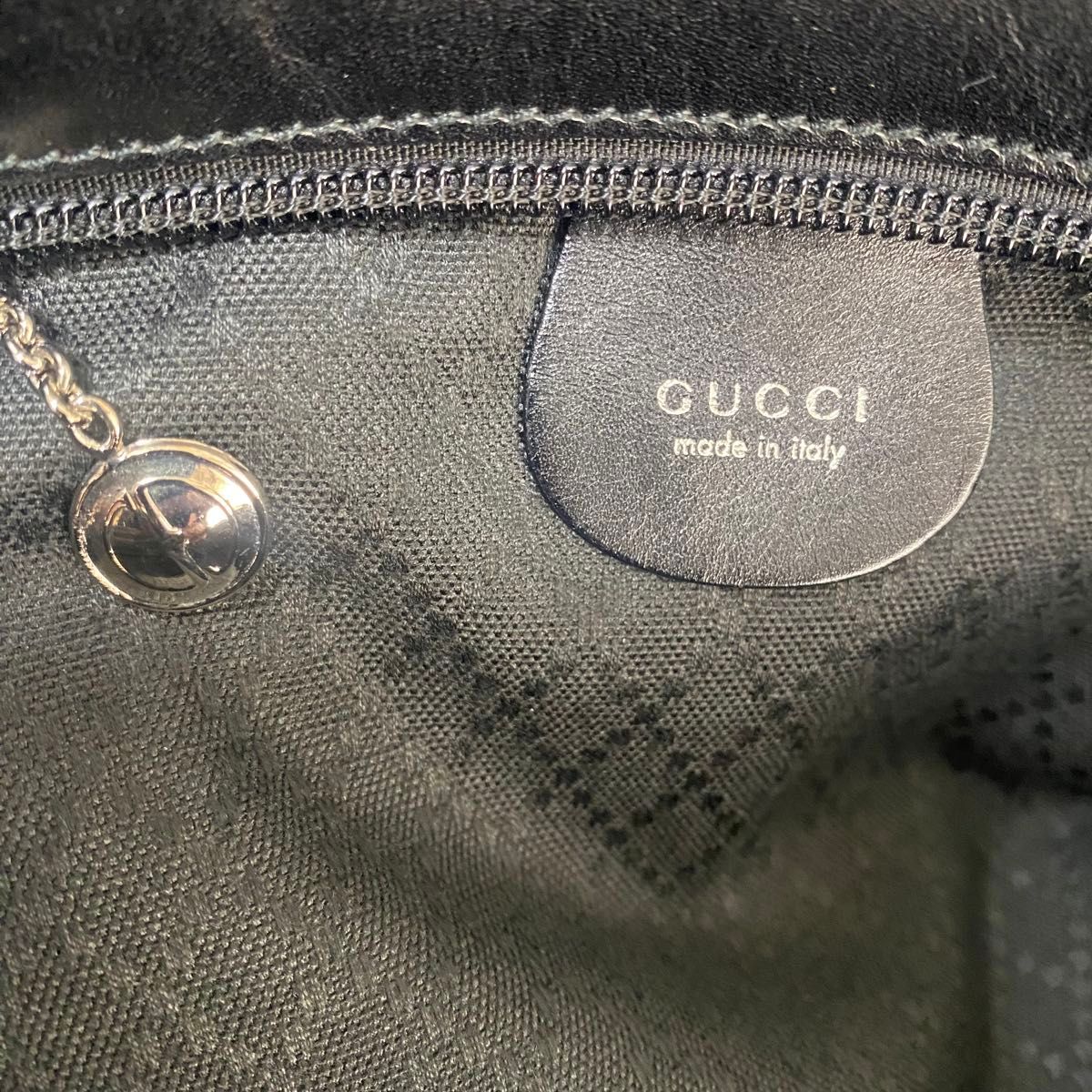 【美品】GUCCIグッチ　大容量トートバッグ　ナイロンレザー　ブラック黒　肩掛け　男女兼用　ビジネスバッグ可能デザイン